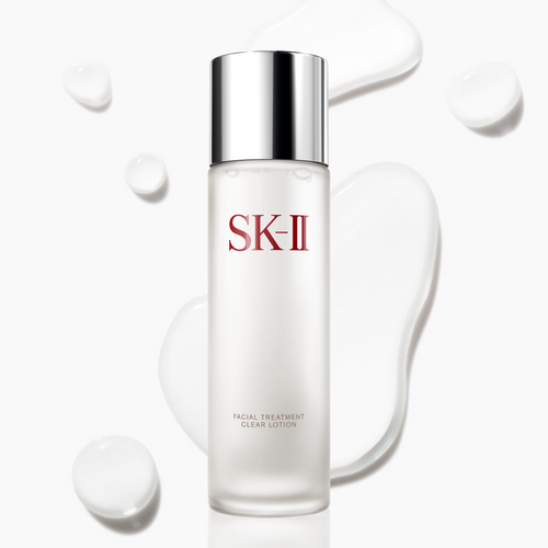 SK-II Facial Treatment Clear Lotion is a skin toner that evens and smooths skin for a glowing look